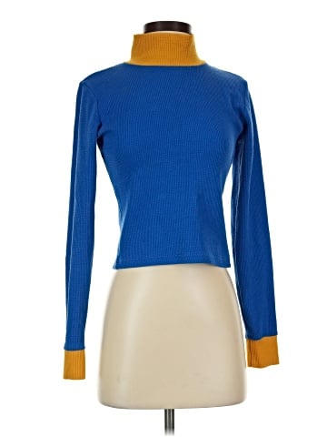 Levi's Long Sleeve Turtleneck (view 1)