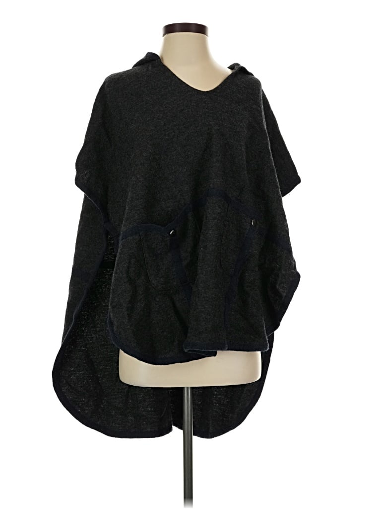 Pre-owned Moth Poncho In Black