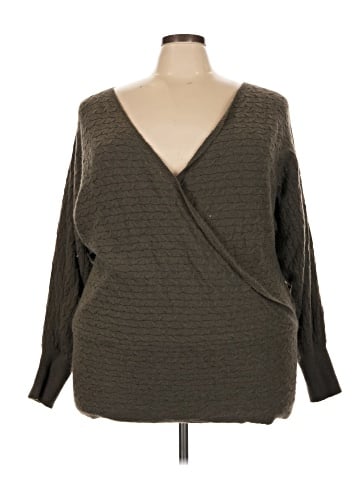 BLOOMCHIC Pullover Sweater (view 1)