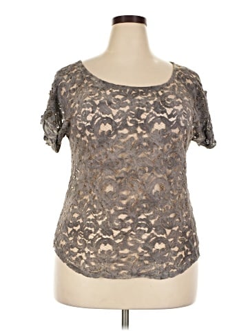 Solitaire Short Sleeve Top (view 1)