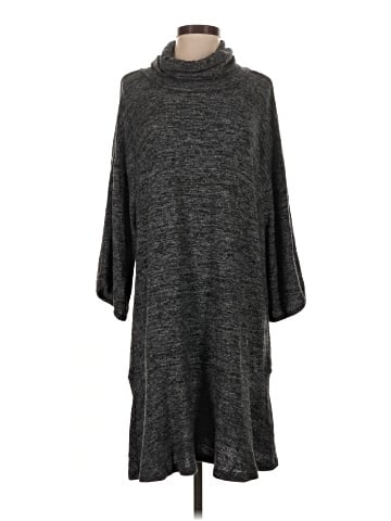 Saturday Sunday Poncho (view 1)