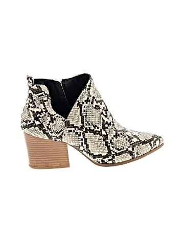 Qupid Ankle Boots (view 1)