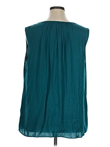 Jennifer Lopez Sleeveless Blouse (view 2)