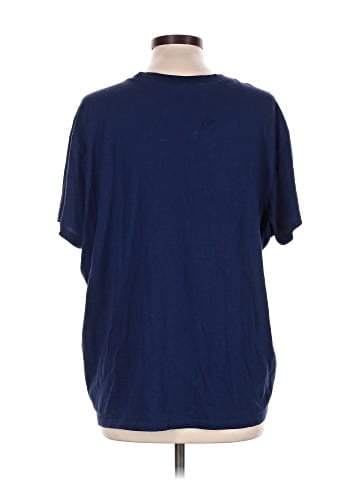 Torrid Short Sleeve T-Shirt (view 2)