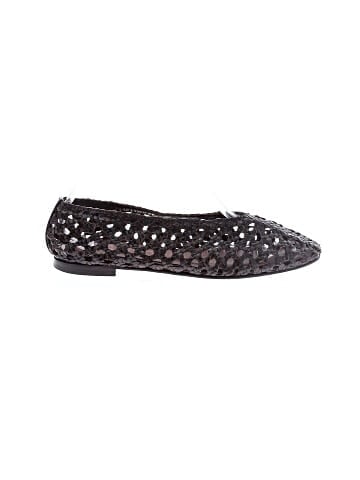 Margaux Flats (view 1)