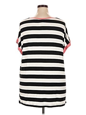 Lularoe Short Sleeve Top (view 2)