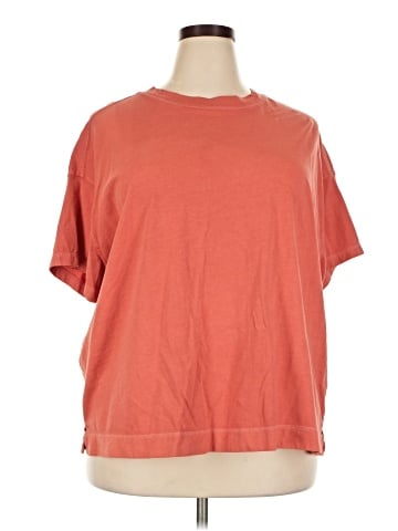Old Navy Short Sleeve T-Shirt (view 1)