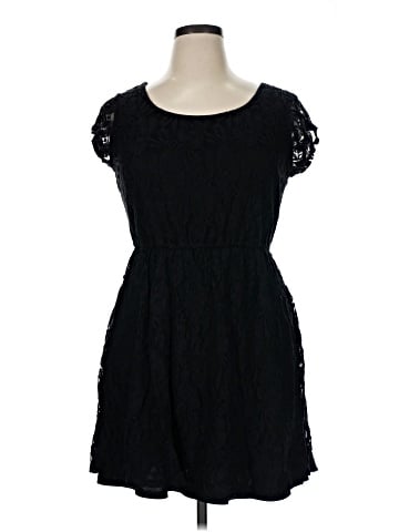 Xhilaration Cocktail Dress (view 1)
