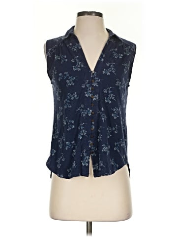 Lucky Brand Sleeveless Button-Down Shirt (view 1)