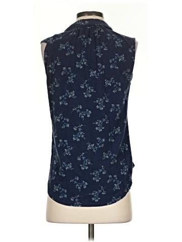 Lucky Brand Sleeveless Button-Down Shirt (view 2)