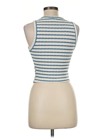 Gaze Sleeveless Top (view 2)