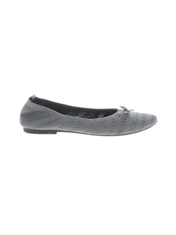 Unbranded Flats (view 1)