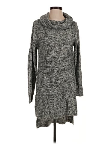 Papillon Pullover Sweater (view 1)