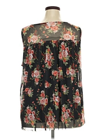 Bobbie Brooks Tank Top (view 2)