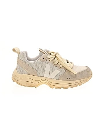 VEJA Sneakers (view 1)