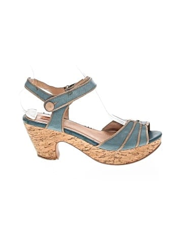 Miz Mooz Wedges (view 1)