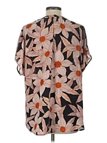 CAbi Short Sleeve Blouse (view 2)