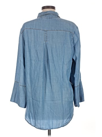 Velvet Heart 3/4 Sleeve Button-Down Shirt (view 2)