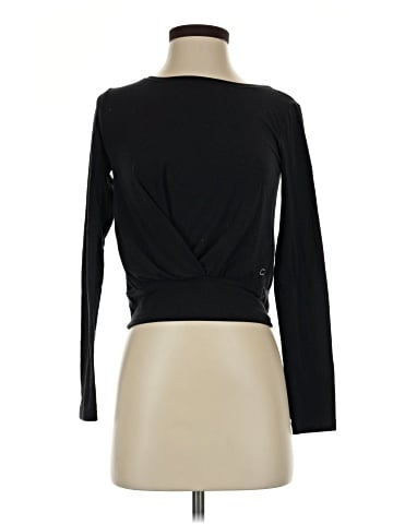 Gap Fit Long Sleeve T-Shirt (view 1)