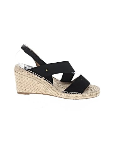 Adrienne Vittadini Wedges (view 1)