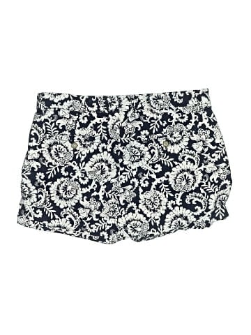 Gap Shorts (view 2)