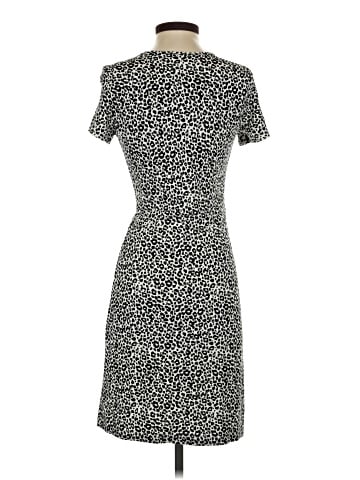 Old Navy Casual Dress (view 2)