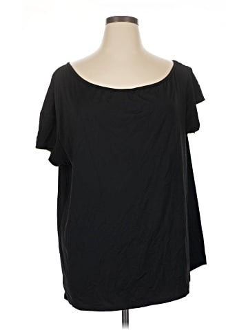 Torrid Short Sleeve T-Shirt (view 1)