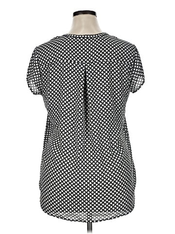 Pleione Short Sleeve Blouse (view 2)