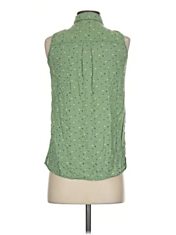 Pull&Bear Sleeveless Button-Down Shirt (view 2)