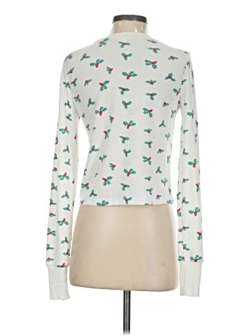 colsie Pullover Sweater (view 2)