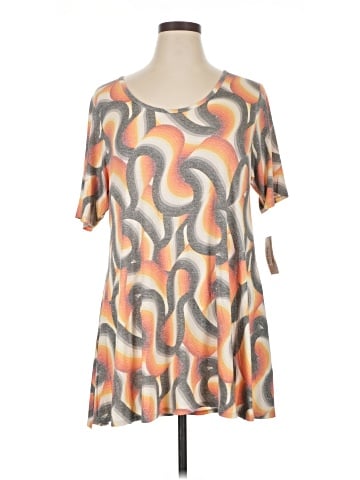 Lularoe Short Sleeve Top (view 1)