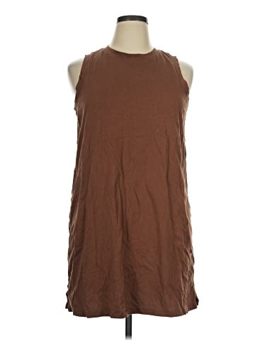 Old Navy Casual Dress (view 1)