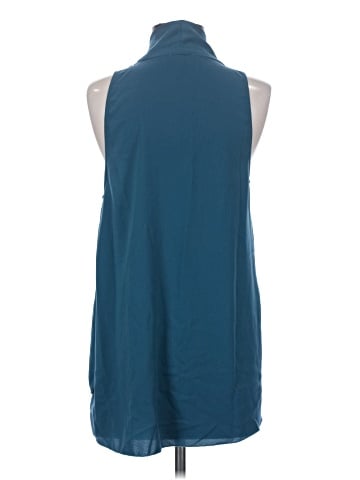 Wilfred Tank Top (view 2)