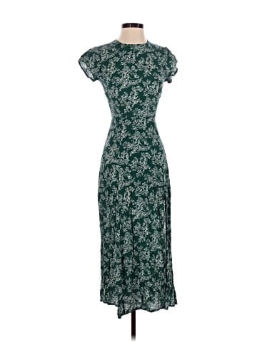 Urban Outfitters Casual Dress (view 1)