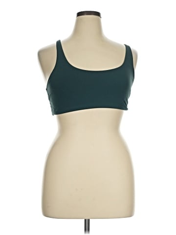 Vuori Sports Bra (view 1)