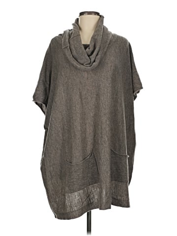 A'reve Poncho (view 1)
