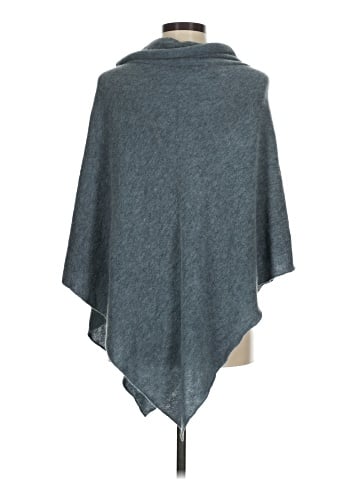 Kavu Poncho (view 2)