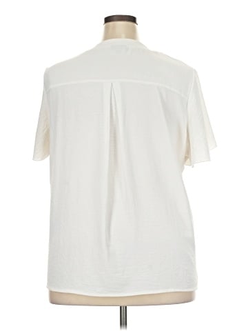 Coco + Carmen Short Sleeve Blouse (view 2)