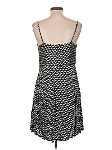Old Navy Casual Dress (view 2)