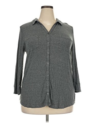 Merona 3/4 Sleeve Button-Down Shirt (view 1)