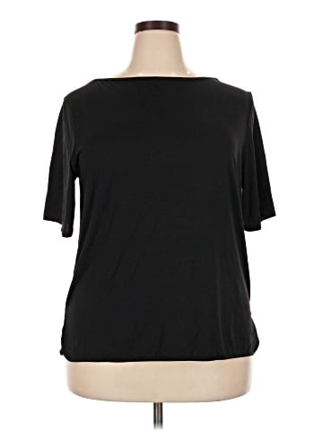 Uniqlo Short Sleeve T-Shirt (view 1)