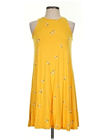 Old Navy Casual Dress (view 1)