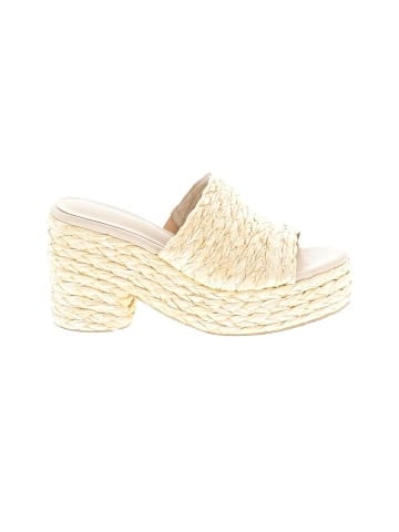Unbranded Wedges (view 1)