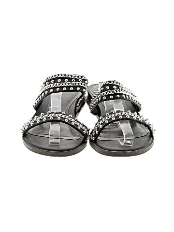 Jennifer Lopez Sandals (view 2)