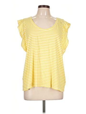 CAbi Sleeveless T-Shirt (view 1)