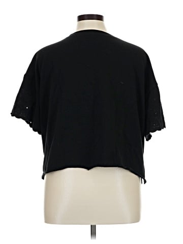 Torrid Short Sleeve T-Shirt (view 2)