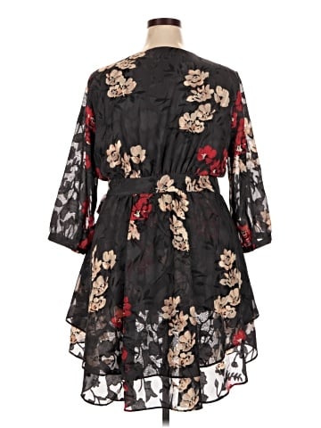 Torrid 3/4 Sleeve Blouse (view 2)