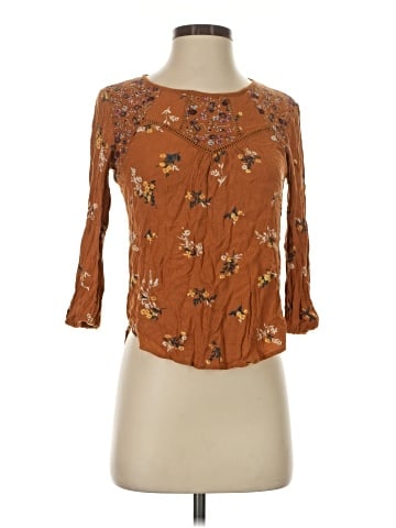 Rewind 3/4 Sleeve Blouse (view 1)