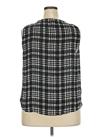 Elle Sleeveless Blouse (view 2)