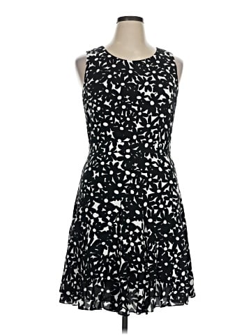 Diane von Furstenberg Cocktail Dress (view 1)